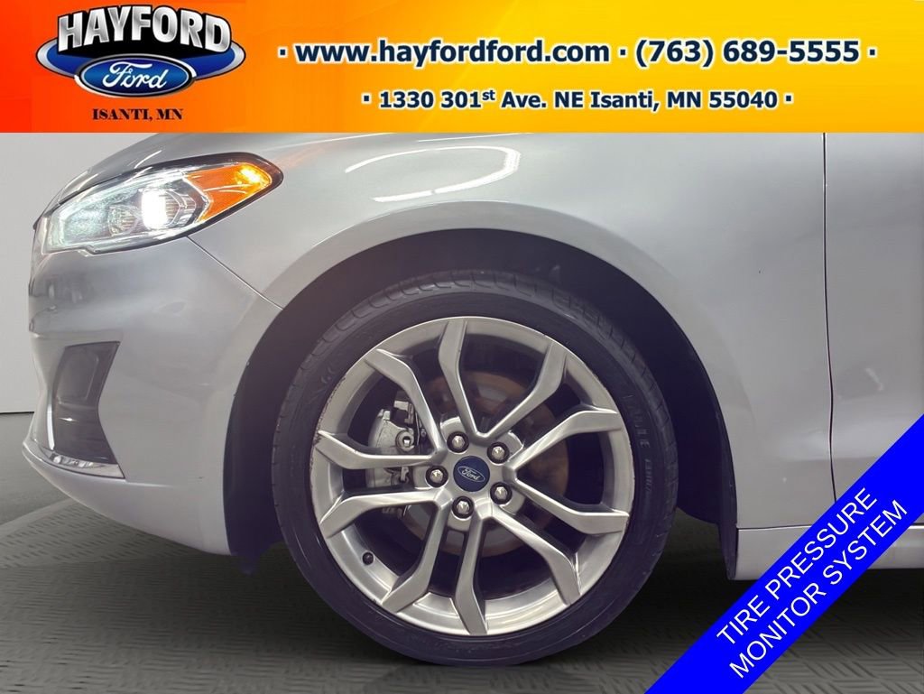 Used 2020 Ford Fusion SEL image 23