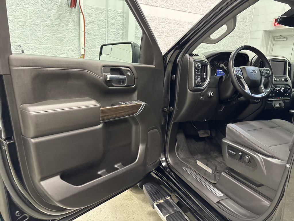 Used 2022 Chevrolet Silverado 1500 RST w/ Z71 Off-Road Package image 15