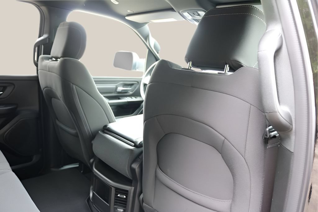New 2026 RAM 1500 Express RWD image 17