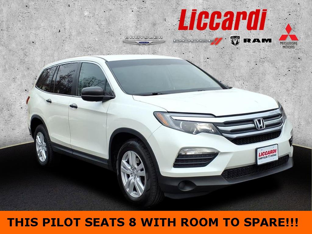 Used 2018 Honda Pilot LX image 1