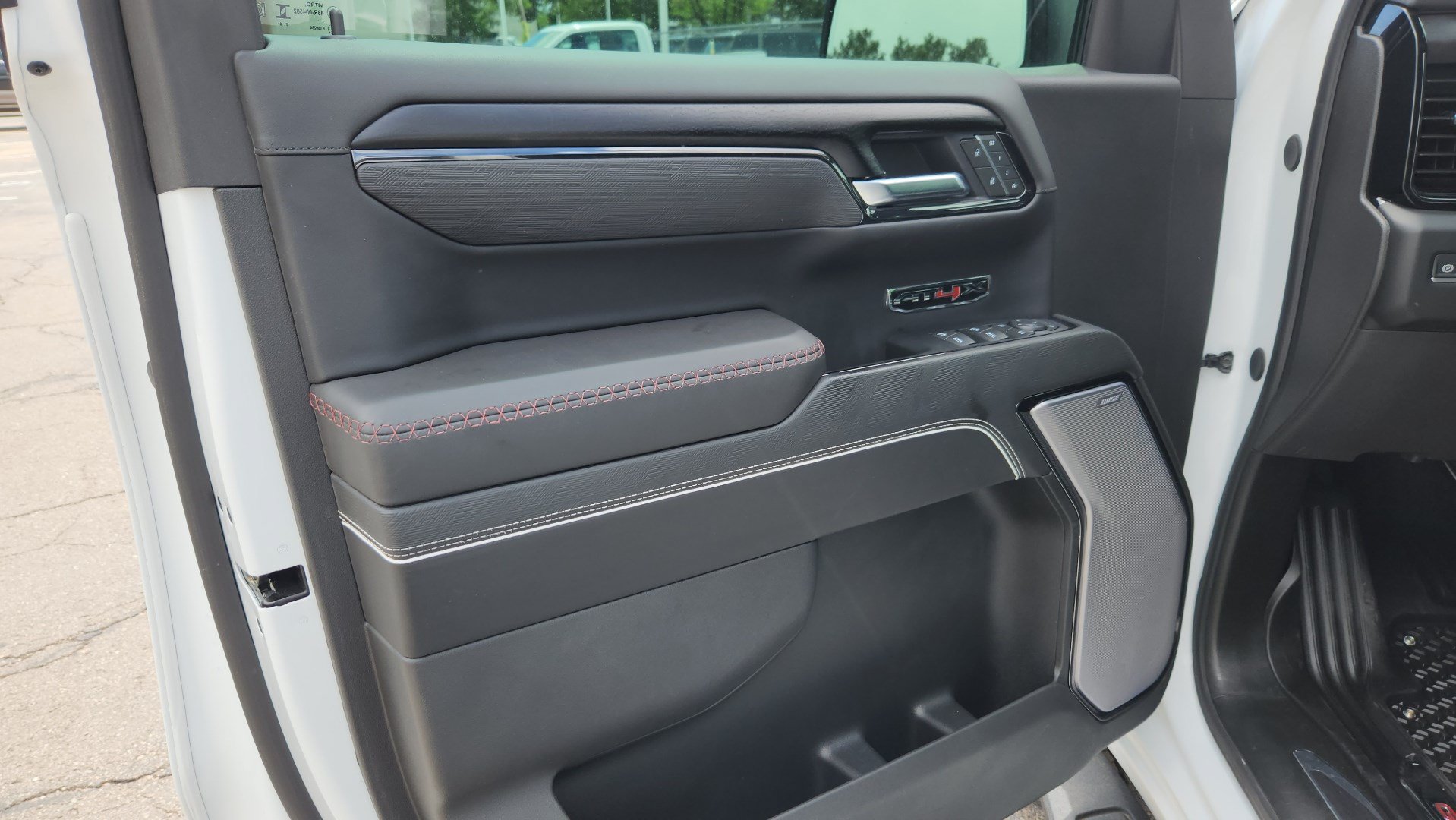 Used 2025 GMC Sierra 1500 AT4X AWD/4WD image 17