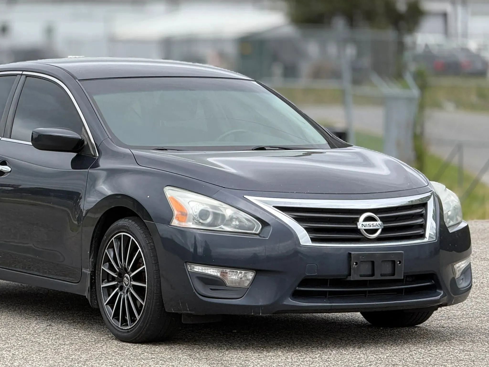 Used 2013 Nissan Altima 2.5 S FWD image 15