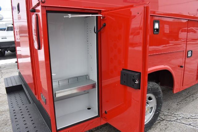 New 2026 Chevrolet Express 3500 w/ Power Convenience Package image 17