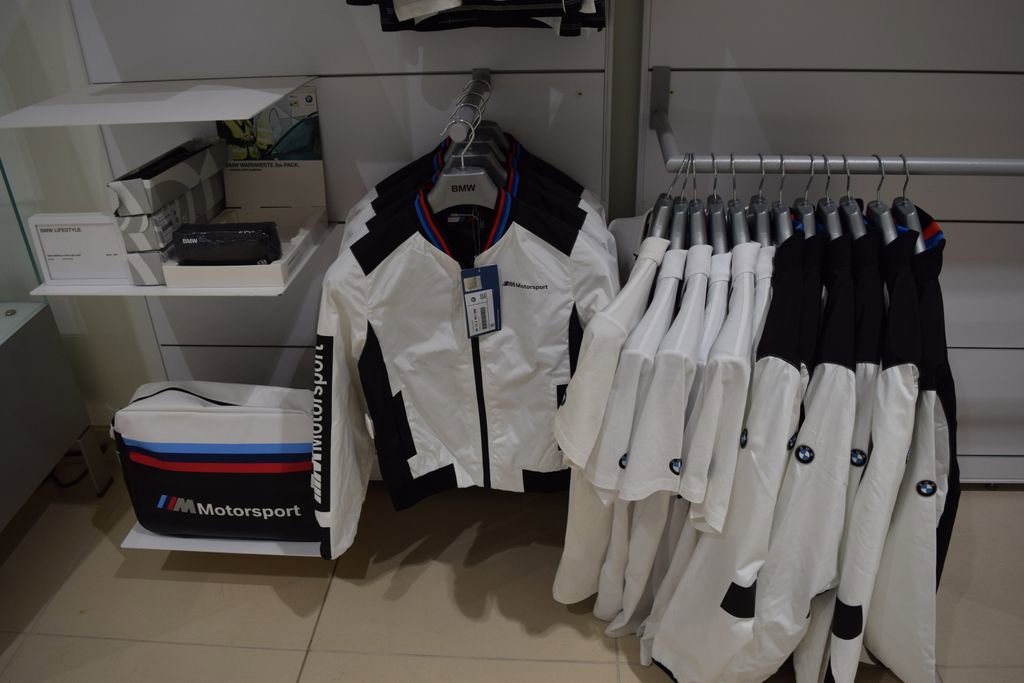 Used 2024 MINI Cooper SE image 40