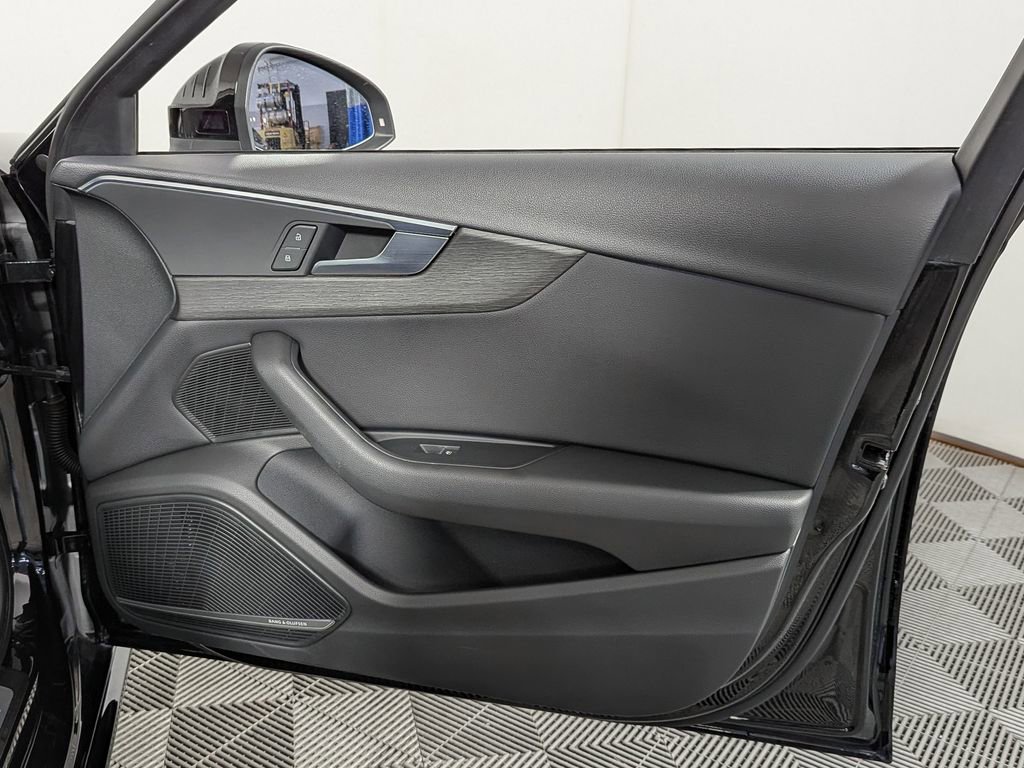 Used 2017 Audi A4 2.0T Premium Plus w/ Premium Plus Package image 31