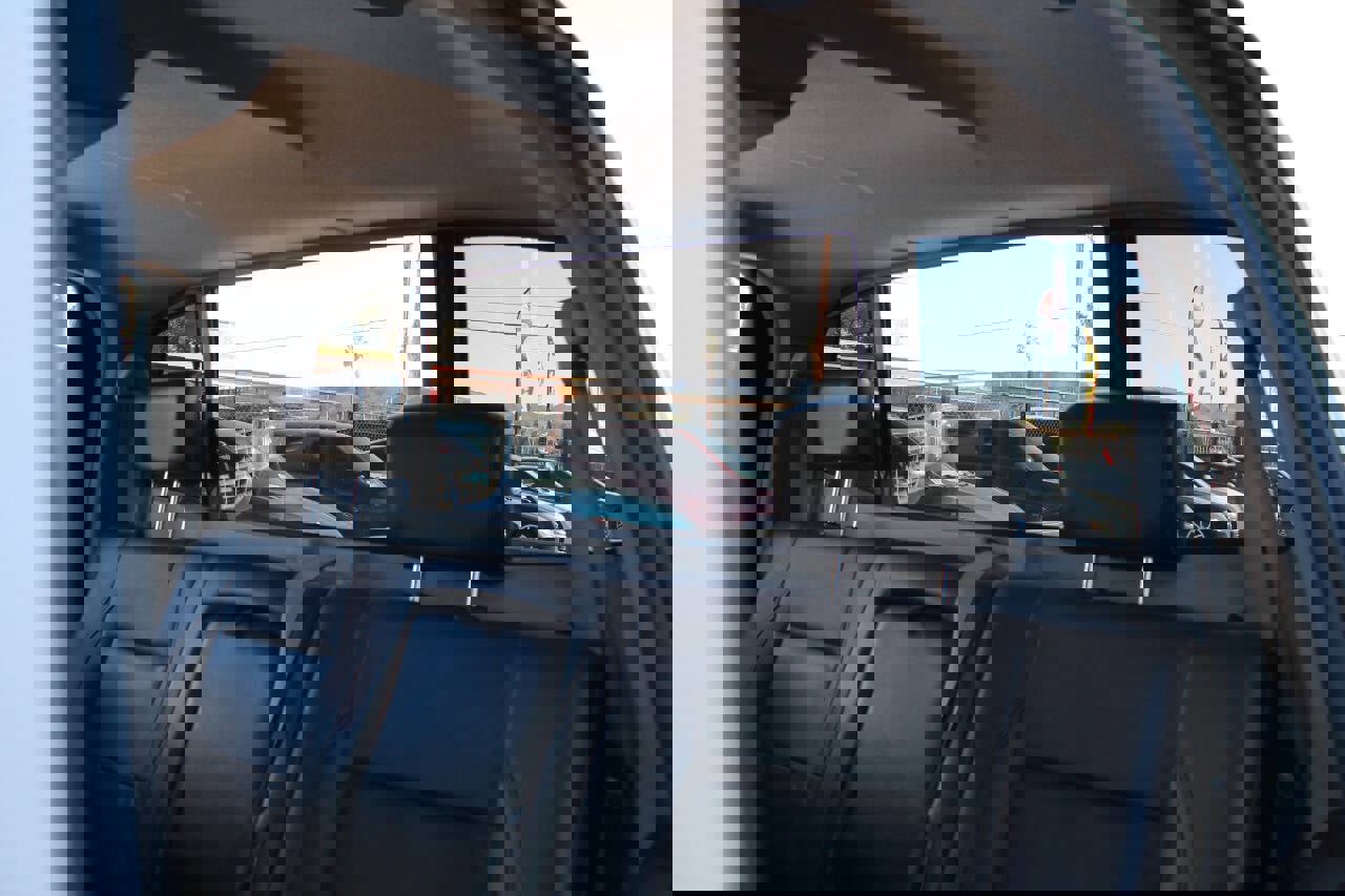 Used 2005 Nissan Titan LE w/ (R02) LE Off-Road Pkg image 49