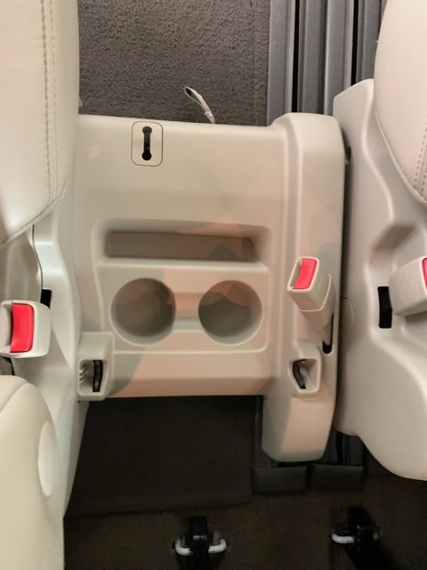 Used 2014 Toyota Sienna XLE image 36