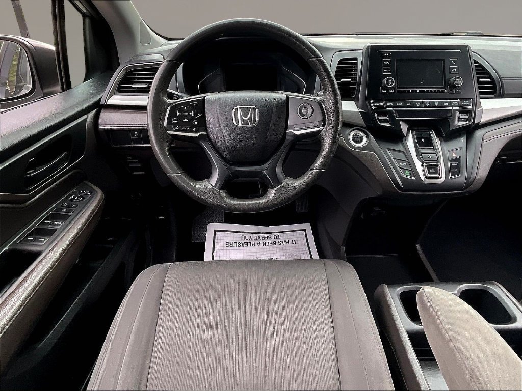 Used 2018 Honda Odyssey LX image 8