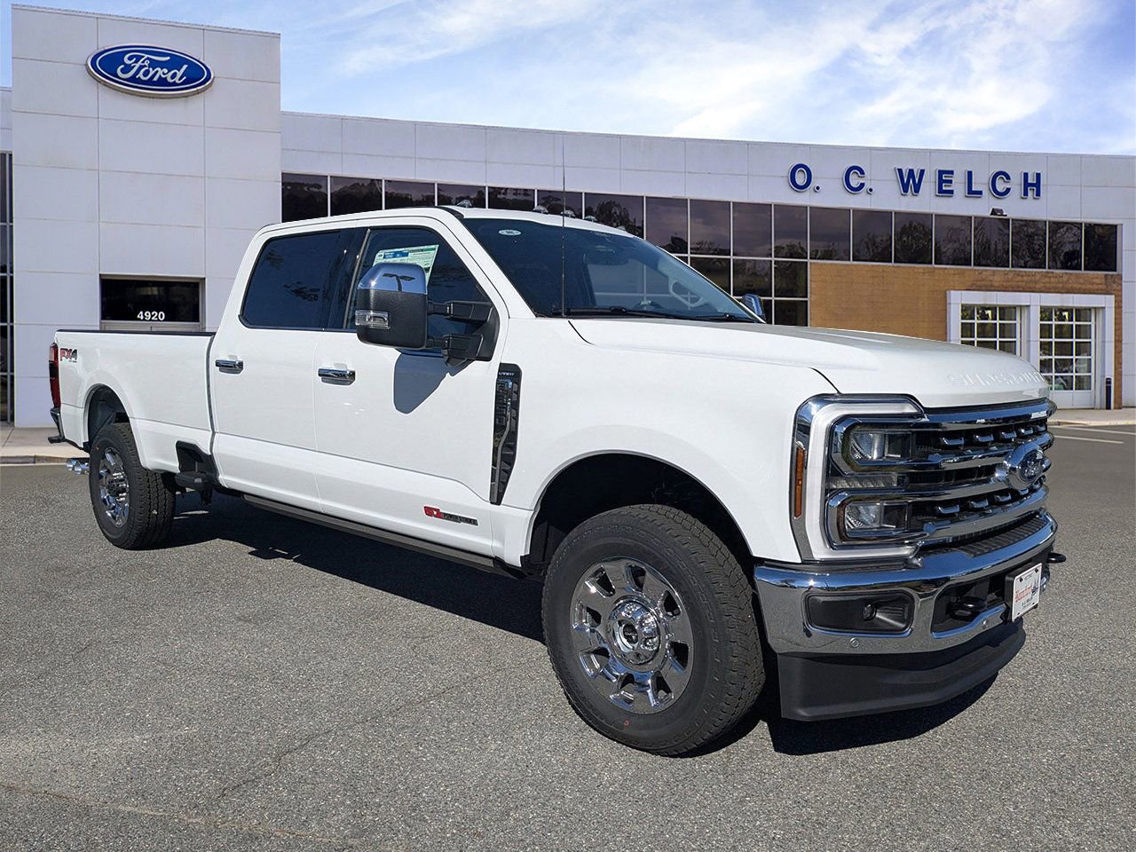 New 2026 Ford F350 Lariat w/ Lariat Ultimate Package