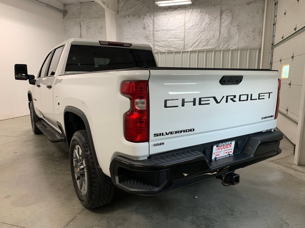 Used 2024 Chevrolet Silverado 2500 Custom w/ Custom Convenience Package AWD/4WD image 5