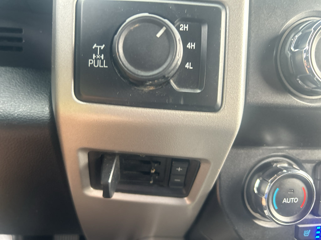 Used 2019 Ford F350 Lariat AWD/4WD image 33