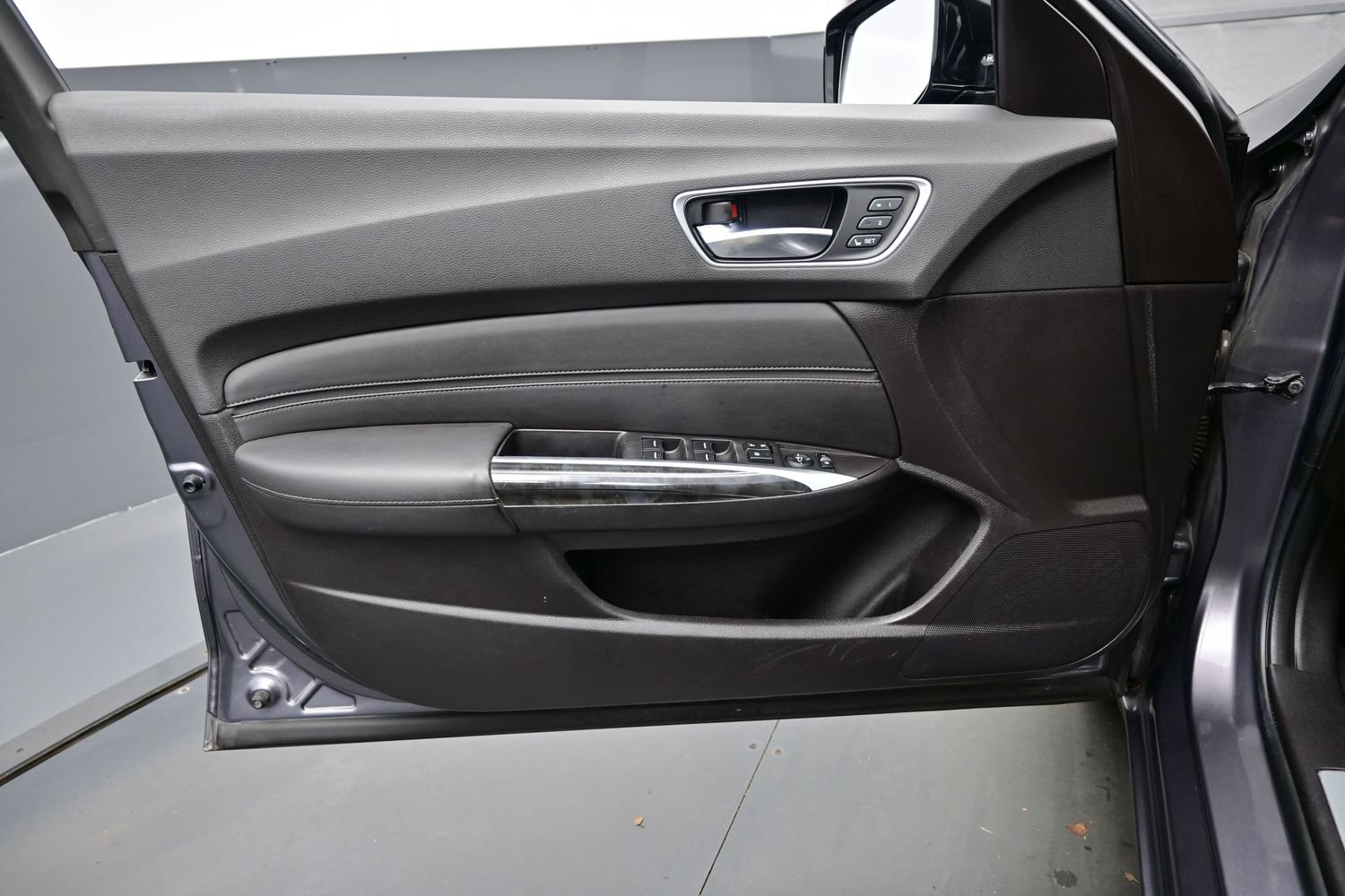 Used 2019 Acura TLX V6 FWD image 12