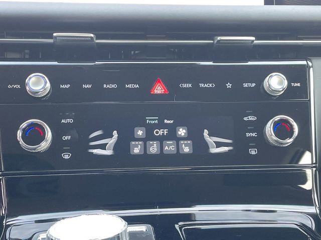 Used 2025 Genesis G80 2.5T image 25