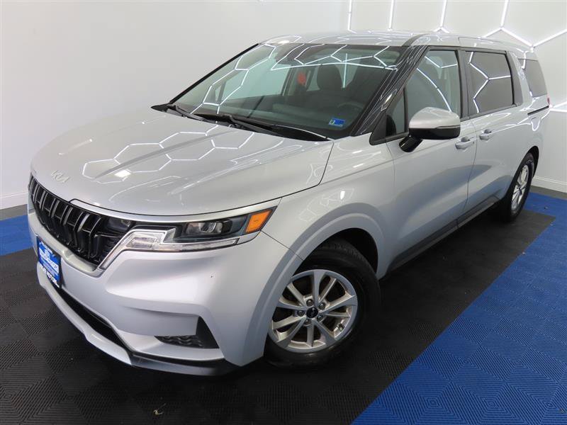 Used 2022 Kia Carnival LX FWD image 4