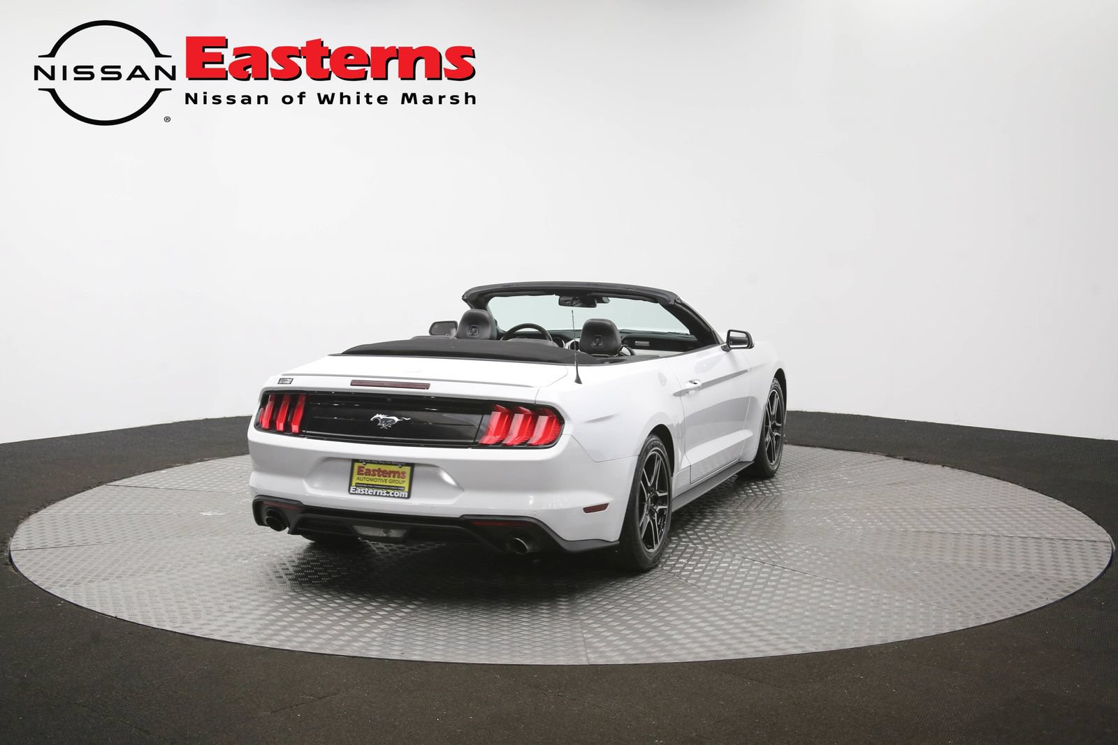 Used 2022 Ford Mustang Premium RWD image 37