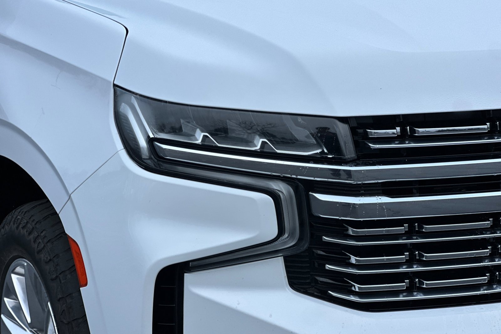 Used 2022 Chevrolet Suburban Premier image 48