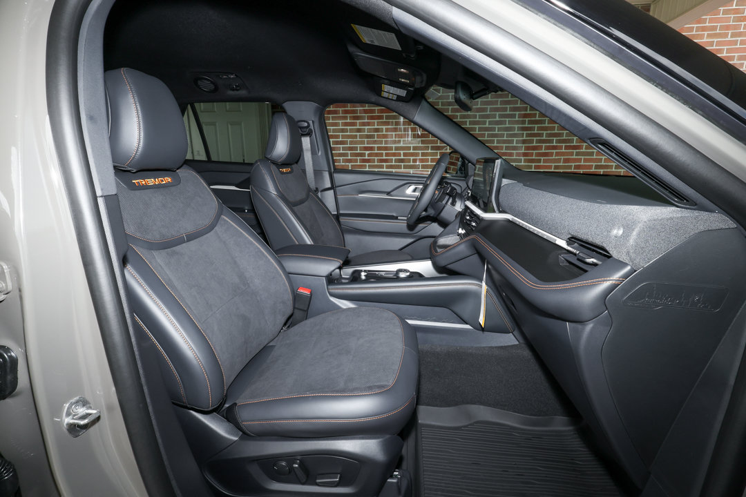 New 2026 Ford Explorer Tremor w/ Tremor Convenience Package AWD/4WD image 23