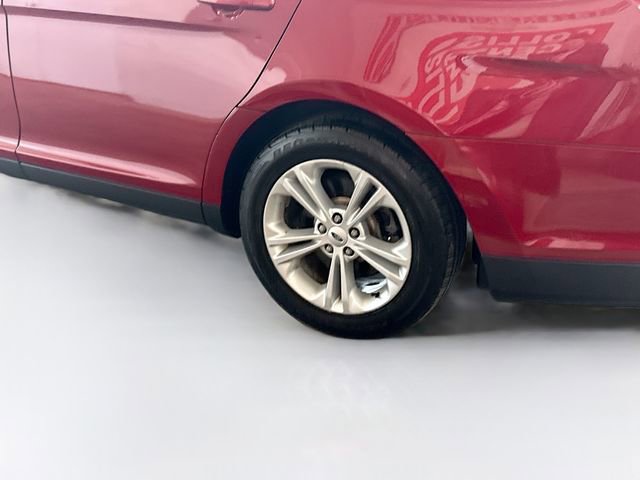Used 2013 Ford Taurus SEL image 29