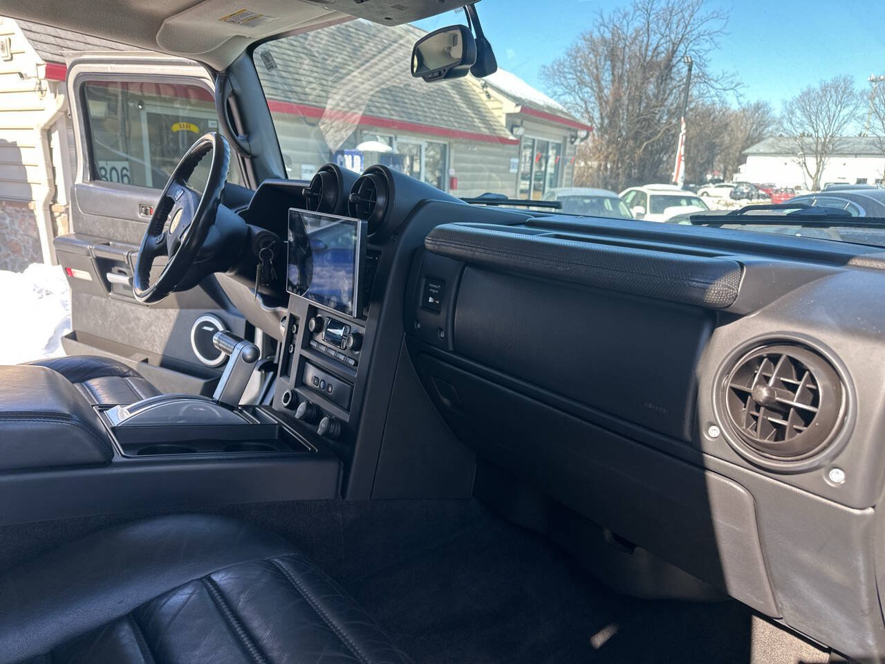 Used 2005 HUMMER H2 w/ Preferred Equipment Group AWD/4WD image 26