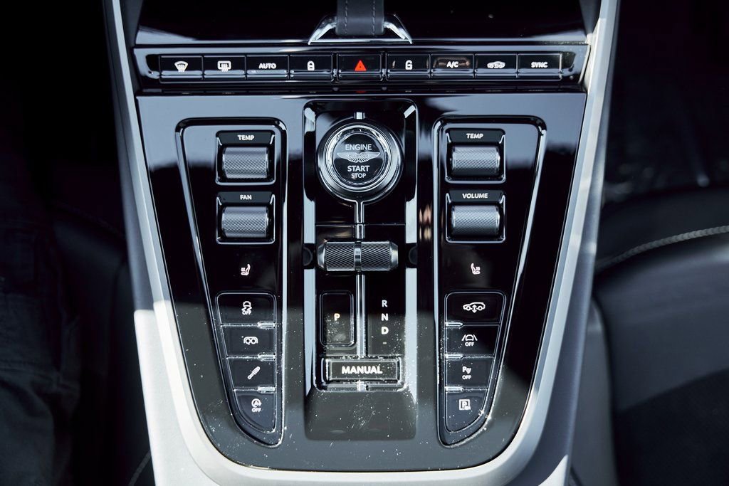 Used 2025 Aston Martin DBX 707 image 68