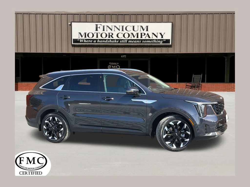 Used 2025 Kia Sorento SX