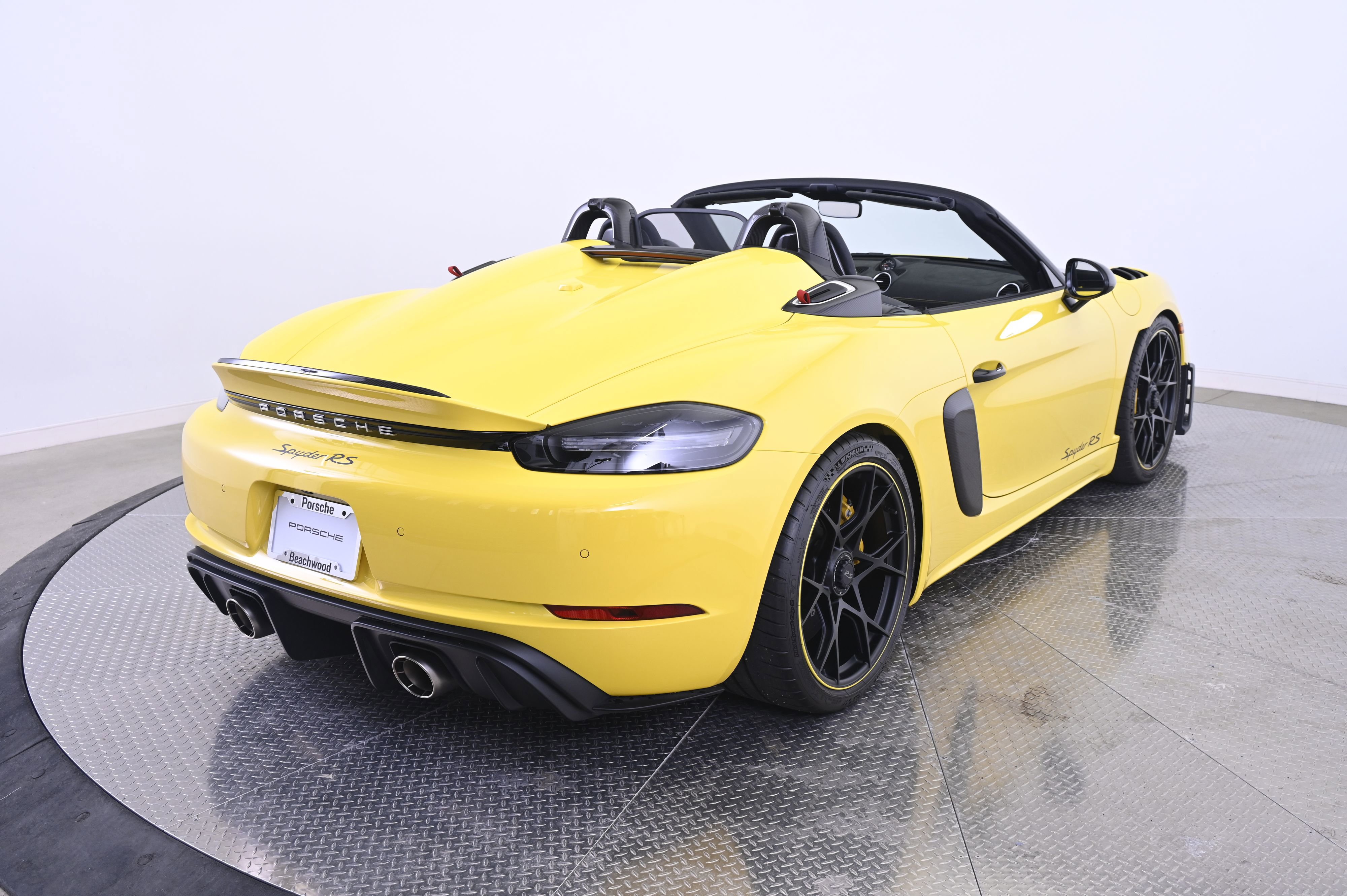 Certified 2025 Porsche 718 Boxster Spyder RS RWD image 7