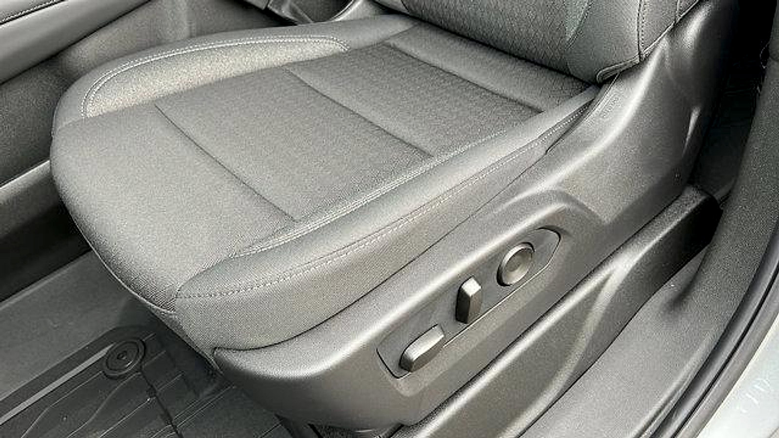 New 2026 Chevrolet Tahoe LS w/ LPO, Get Active Package image 18