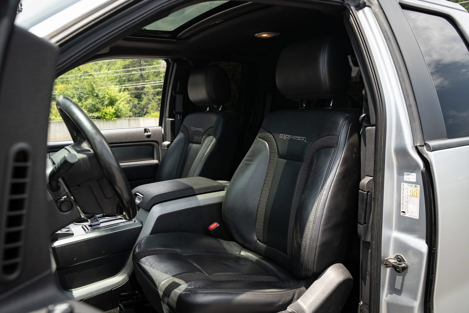 Used 2013 Ford F150 Raptor w/ Luxury Equipment Group AWD/4WD image 14