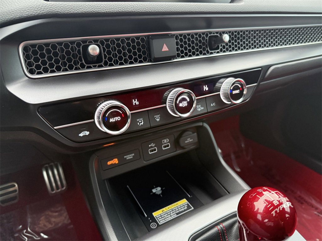 Used 2025 Honda Civic Type R image 19