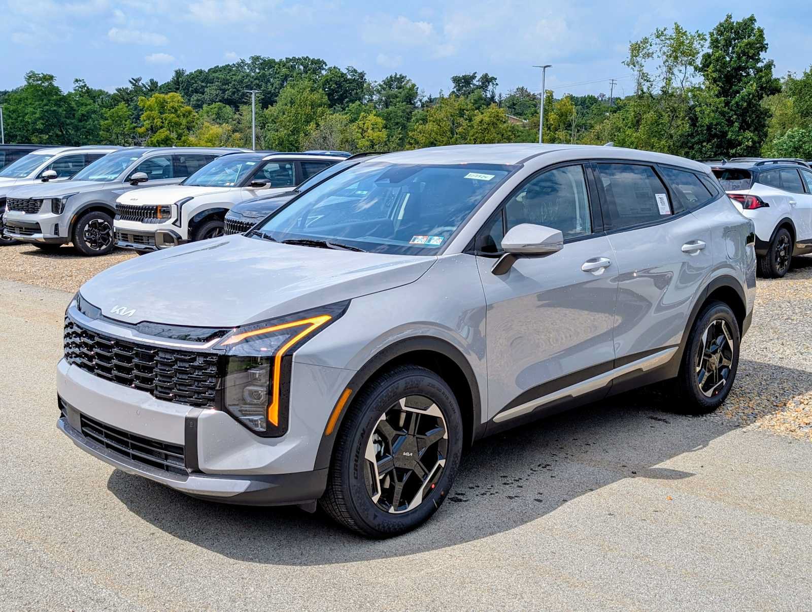 New 2027 Kia Sportage S AWD/4WD image 1