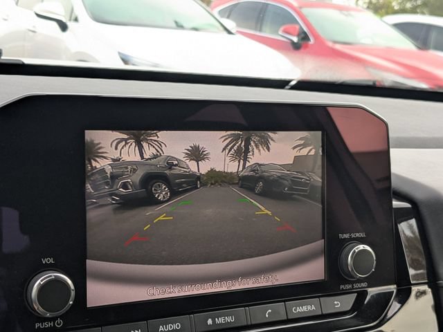 Used 2022 Nissan Pathfinder SV FWD image 20
