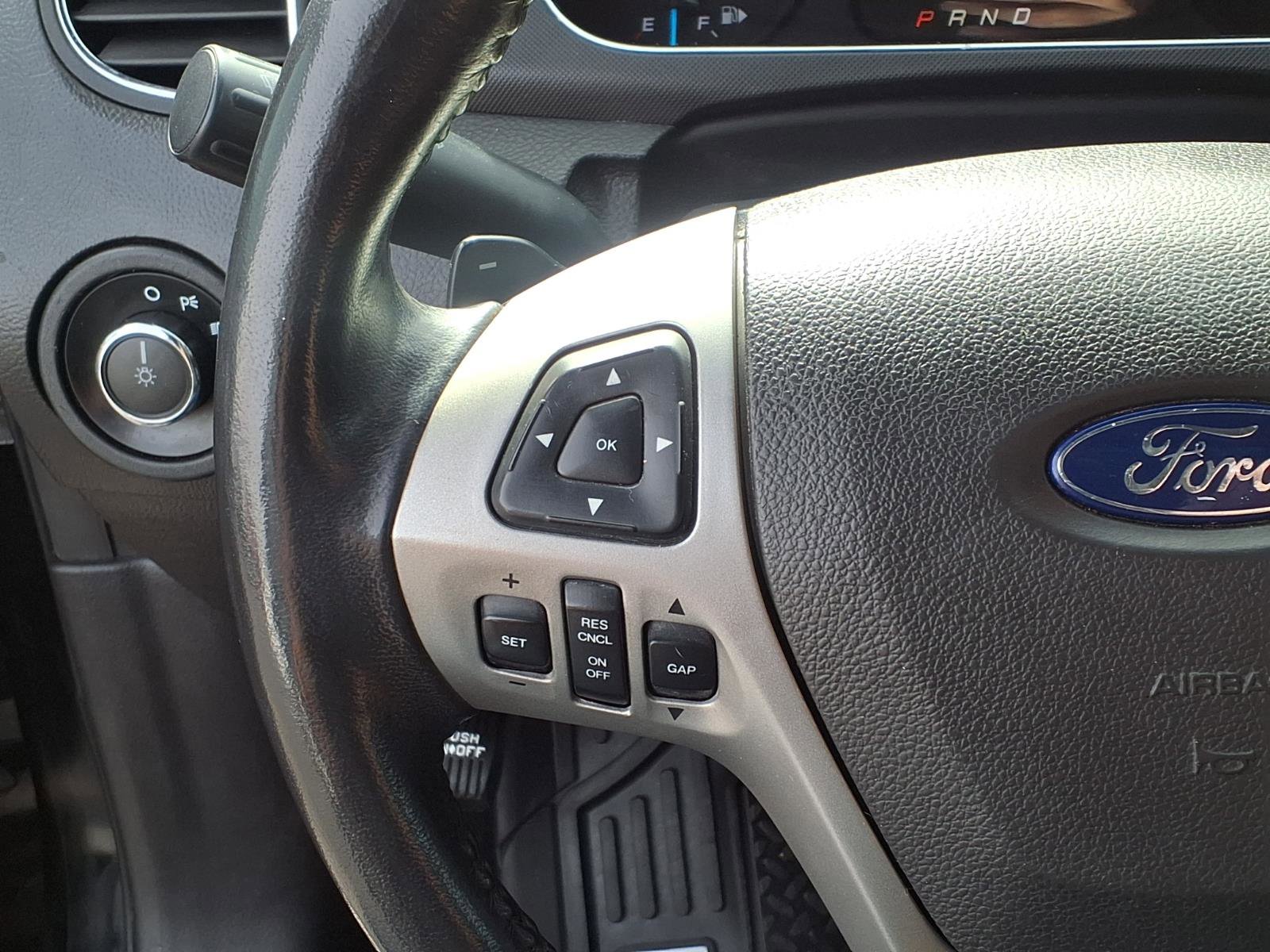 Used 2014 Ford Taurus Police Interceptor AWD w/ 2-tone Vinyl Package #1 image 4