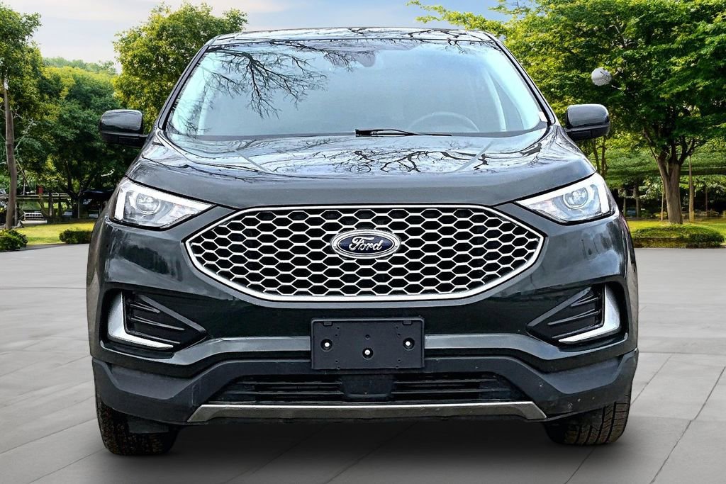 Used 2023 Ford Edge SEL image 3