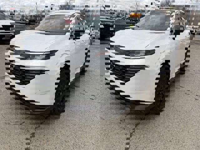 Used 2025 Nissan Murano SV image 1