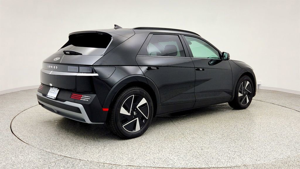 Used 2025 Hyundai Ioniq 5 SEL image 5