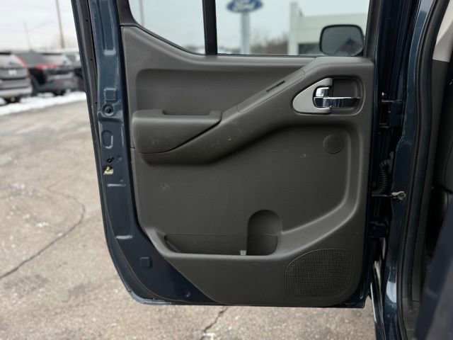 Used 2018 Nissan Frontier PRO-4X image 18