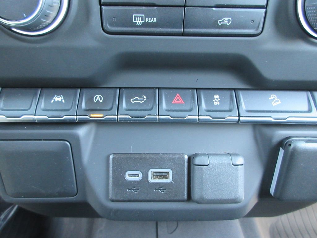 Certified 2024 Chevrolet Silverado 1500 Custom Trail Boss w/ LPO, Dark Essentials Package AWD/4WD image 31