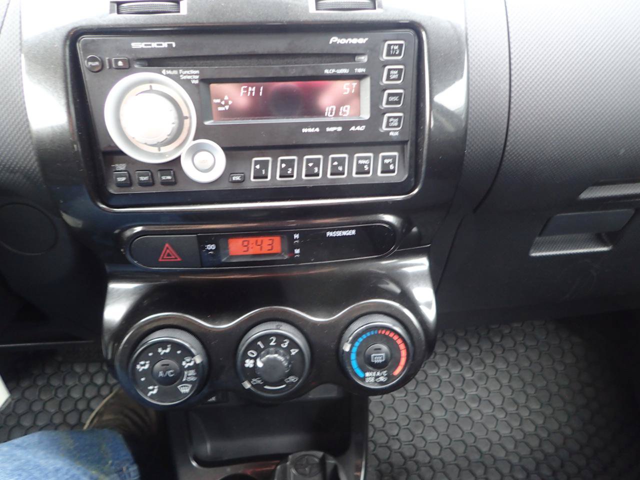 Used 2010 Scion xD FWD image 17