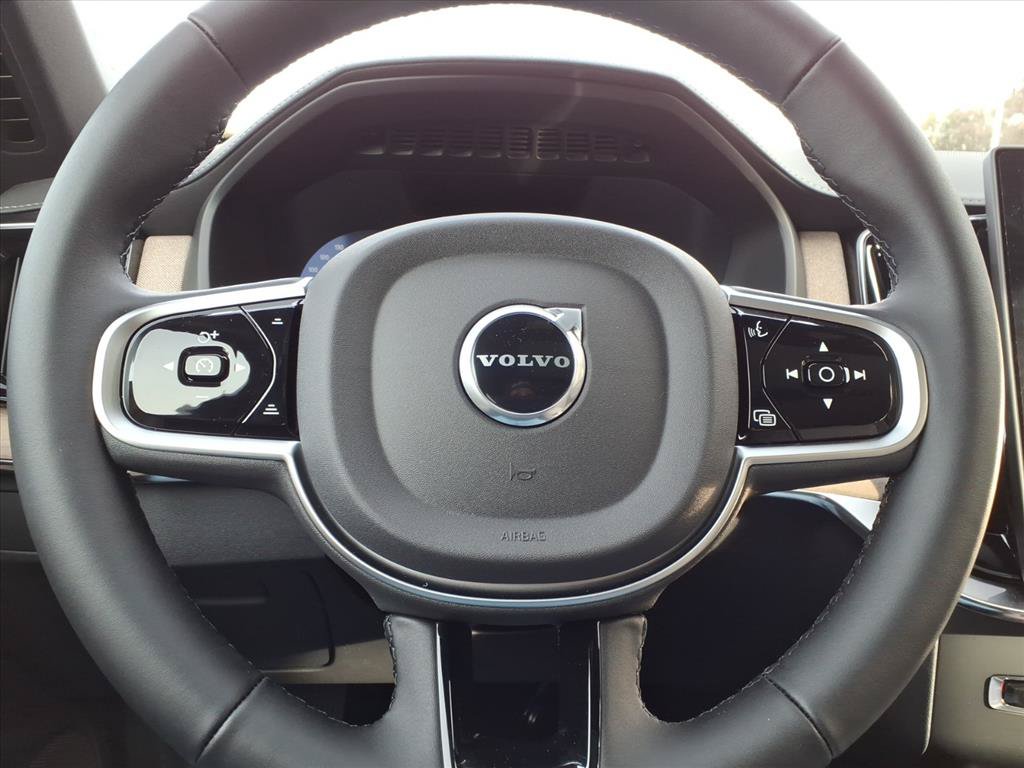 New 2026 Volvo XC90 B6 Plus w/ Protection Package Premier AWD/4WD image 24
