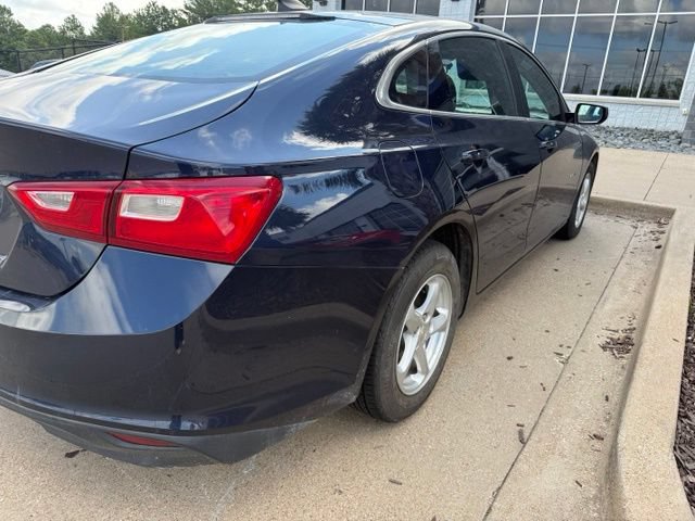 Used 2018 Chevrolet Malibu LS FWD image 12