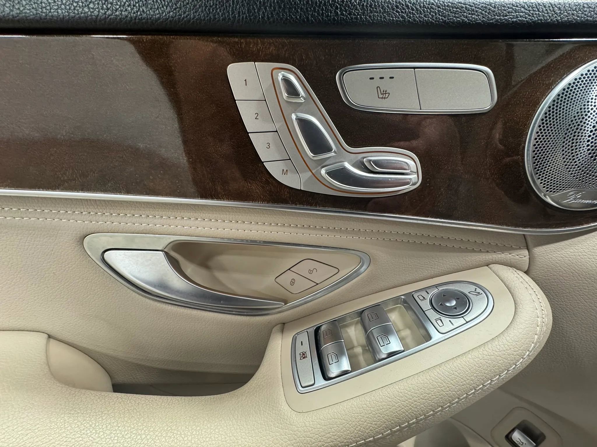 Used 2016 Mercedes-Benz C 300 4MATIC Sedan image 10