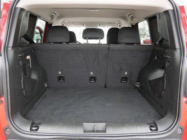 Used 2023 Jeep Renegade Latitude image 16