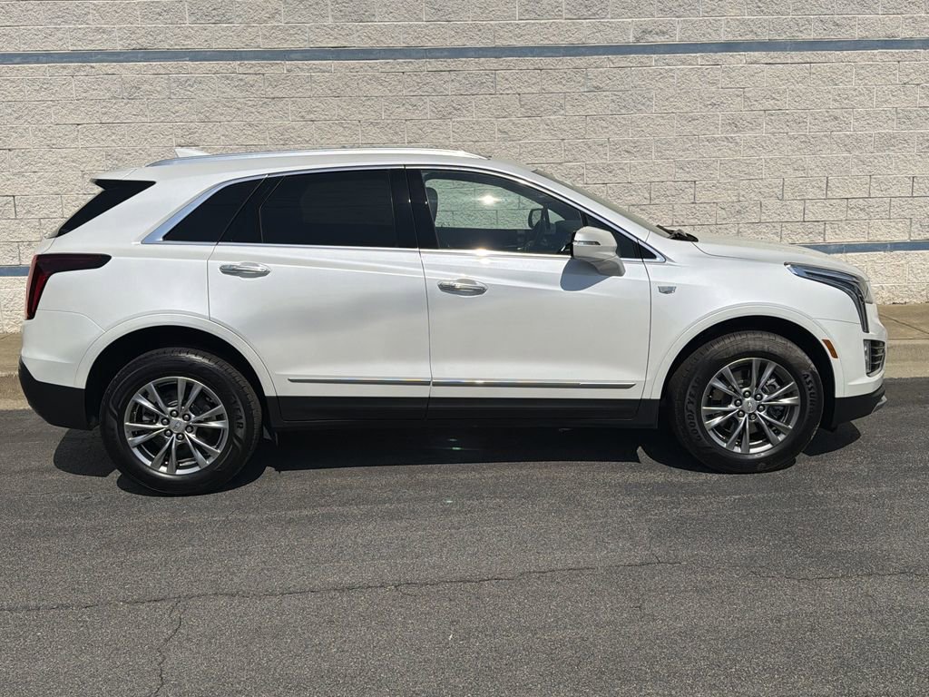 Certified 2022 Cadillac XT5 Premium Luxury image 9