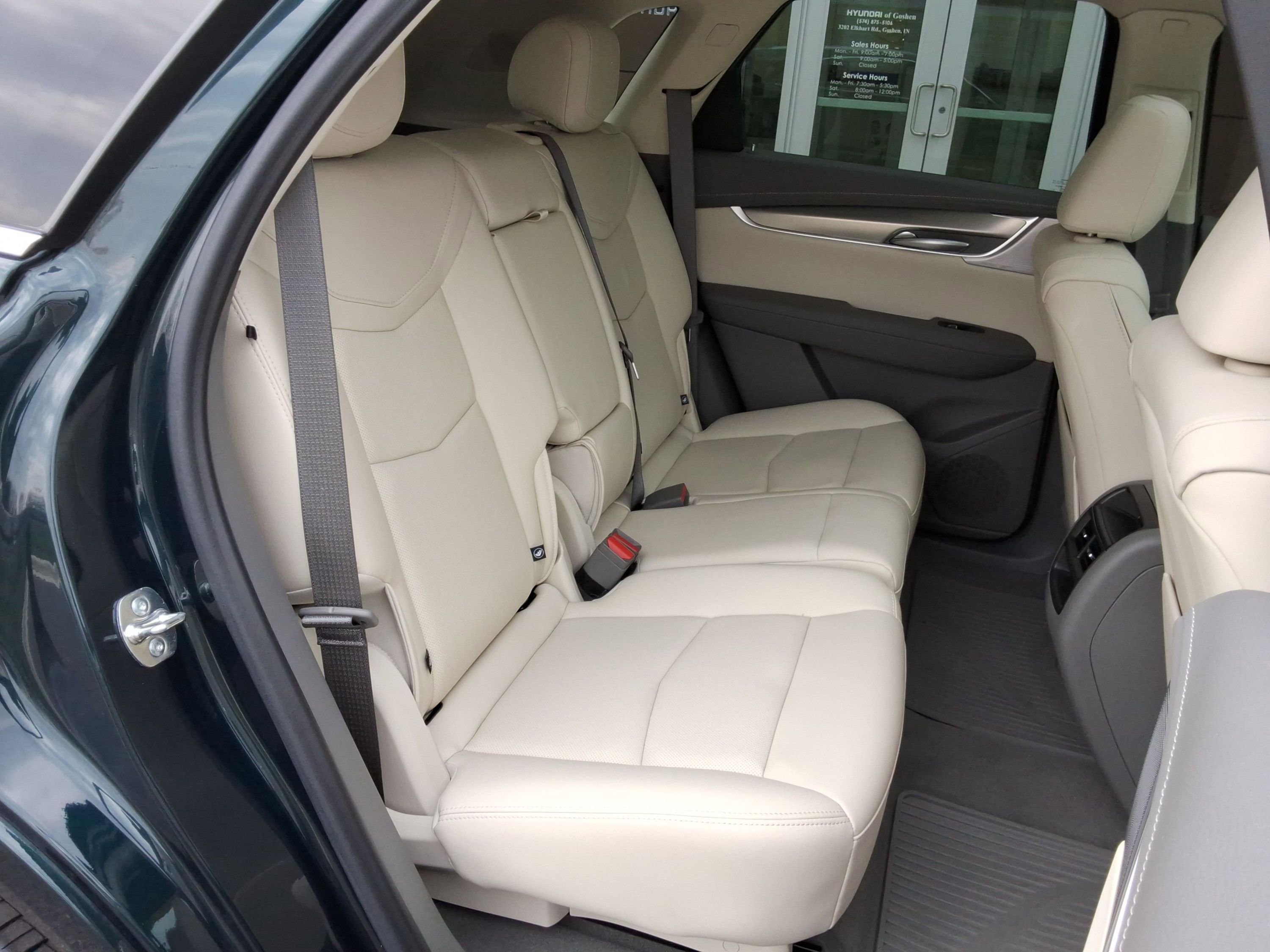Used 2025 Cadillac XT5 Premium Luxury w/ Technology Package image 32