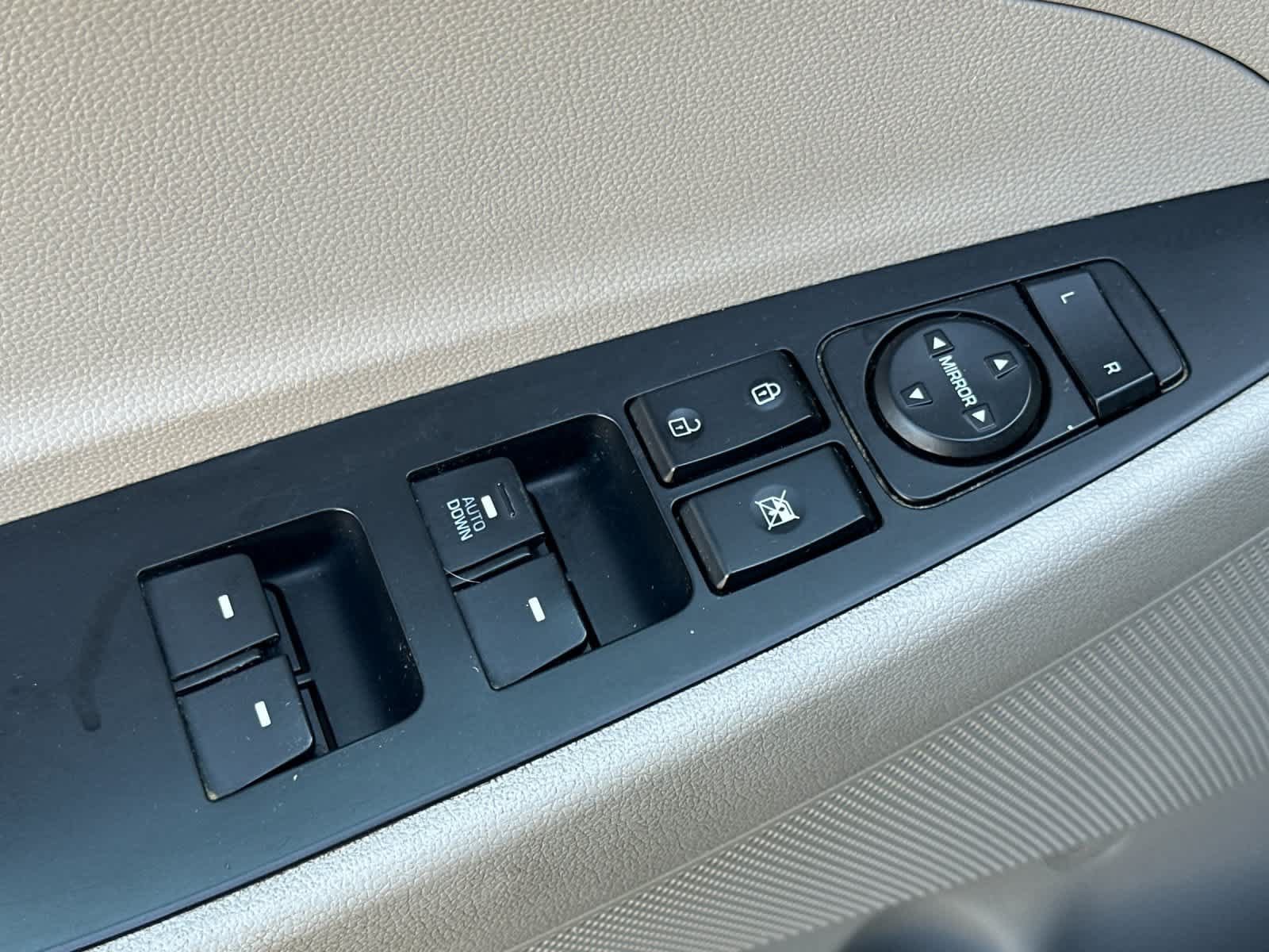 Used 2019 Hyundai Tucson SE FWD image 14