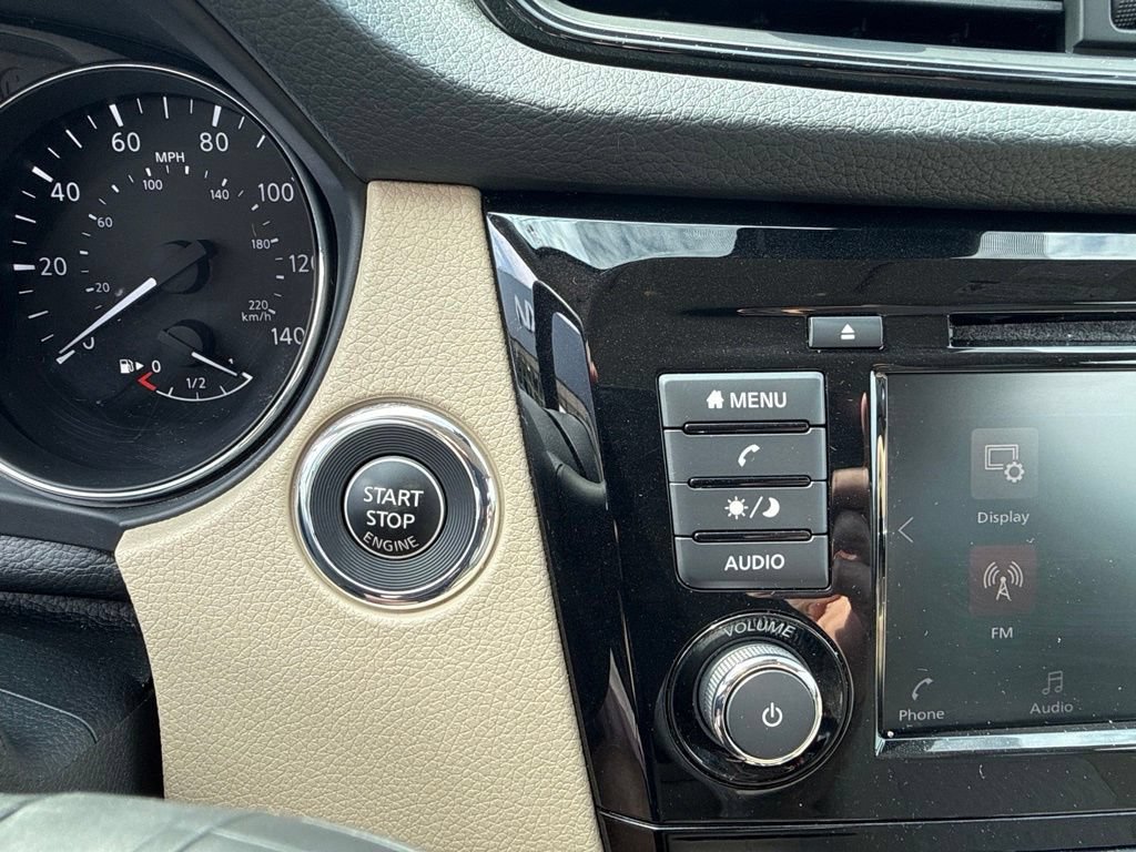 Used 2020 Nissan Rogue SV AWD/4WD image 33
