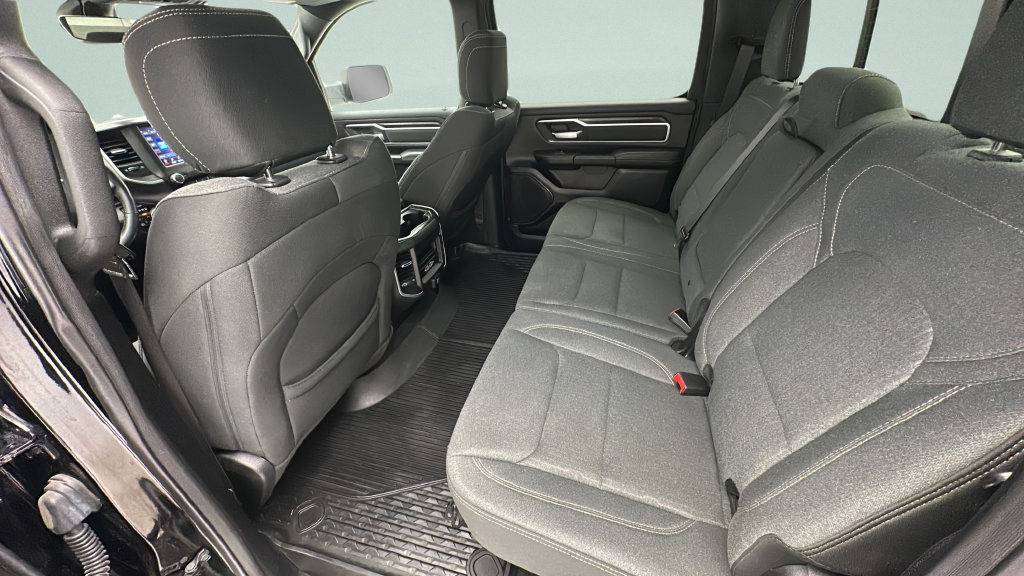 Used 2020 RAM 1500 Big Horn AWD/4WD image 12