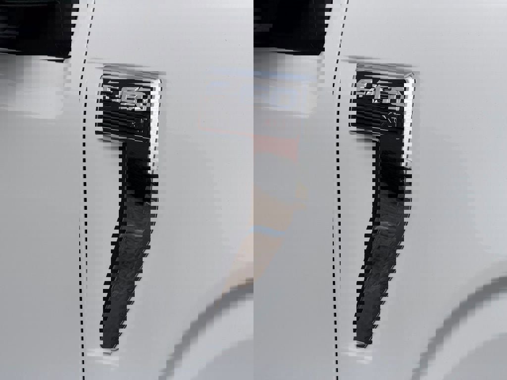 New 2026 Ford F150 XLT w/ Equipment Group 301A Standard image 7