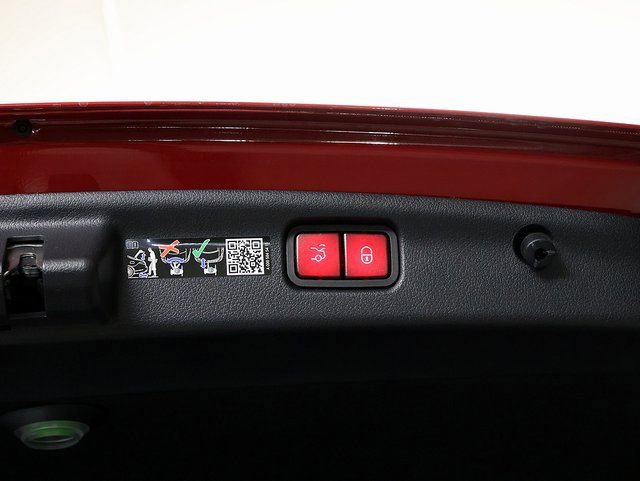 Certified 2026 Mercedes-Benz C 300 4MATIC Sedan image 30