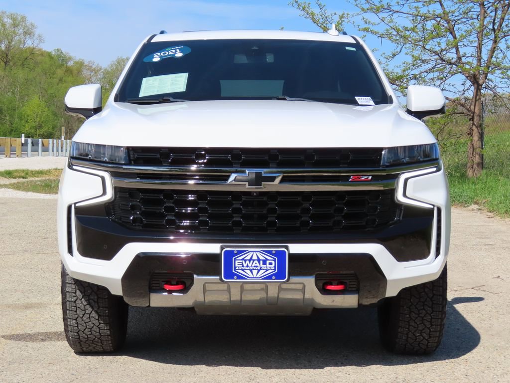 Used 2021 Chevrolet Suburban Z71 w/ Z71 Off-Road Package AWD/4WD image 15